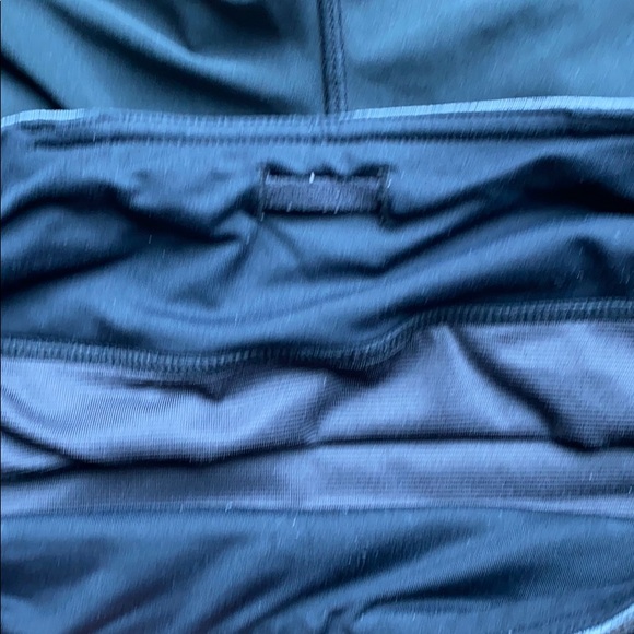 Lululemon running shorts - Picture 6 of 8
